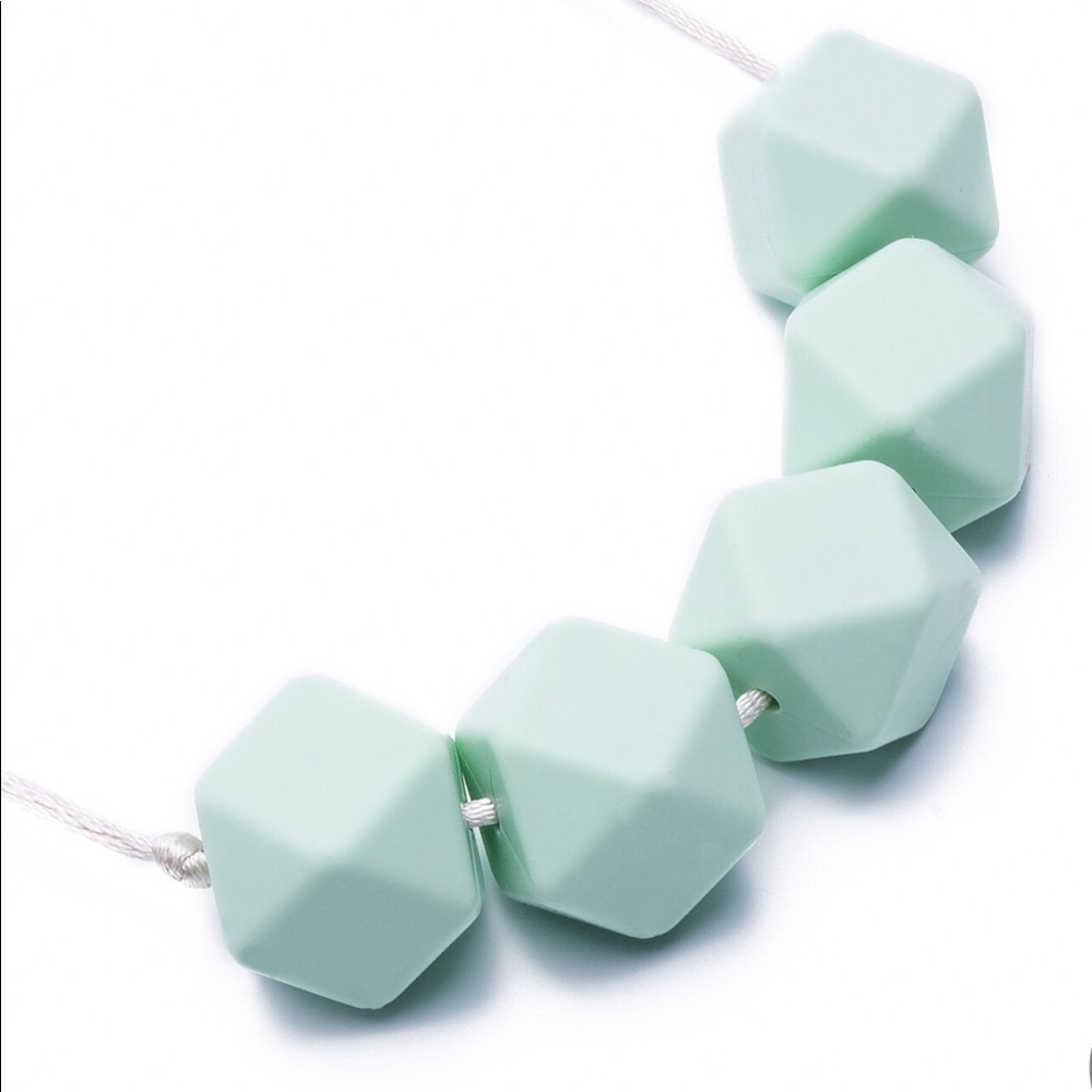 💕Mom & Baby Pretty Mint Green Teething Necklace💕